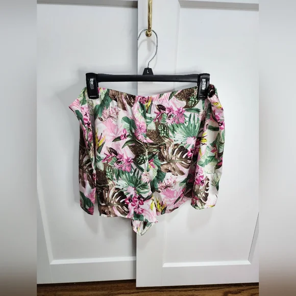 Victoria's Secret 2 Piece Satin Pajama Set - Picture 6 of 6